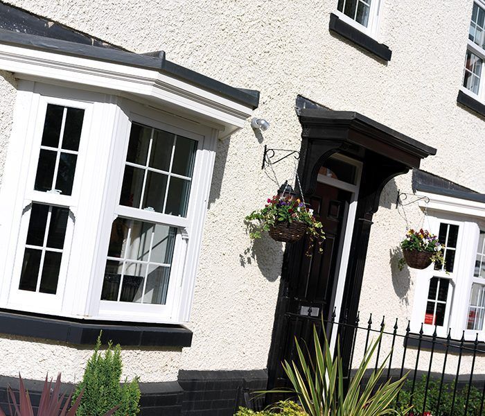 Sliding sash bay window
